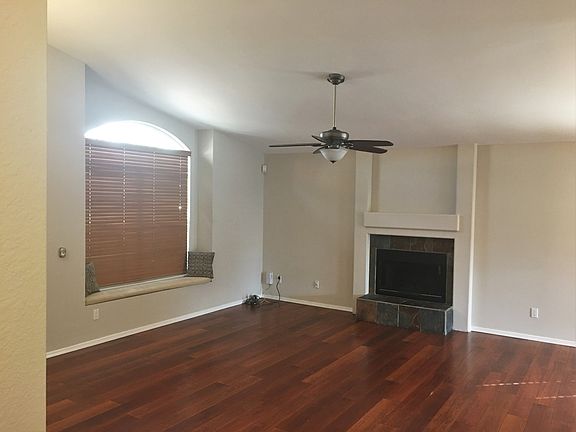 4th image of 3501 E Oraibi Dr
