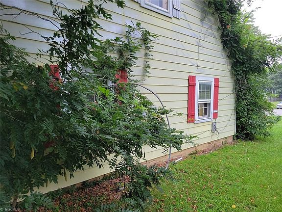 4th image of 2113 Little Ave