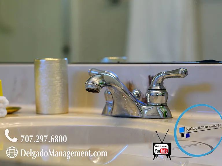 443 Greenbrier Ct — Photo 15