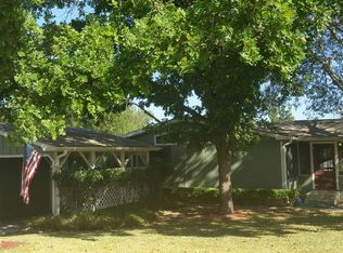 514 Chestnut Oak W, Ingram, TX 78025