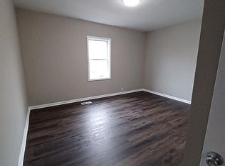 2 S Brandywine St, Greenfield, IN 46140