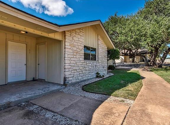 4th image of 21013 Highland Lake Dr APT 33
