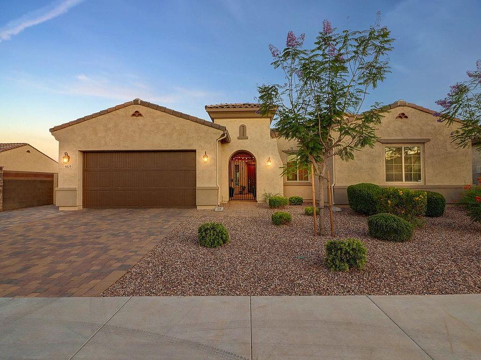 1st image of 9829 W Lariat Ln