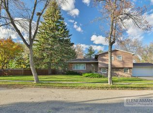 311 16th Ave NE, Aberdeen, SD 57401