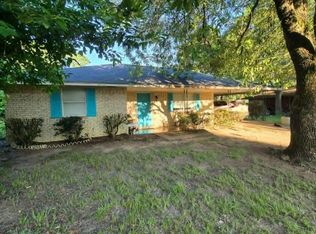 620 Sandy Ln, Grapeland, TX 75844