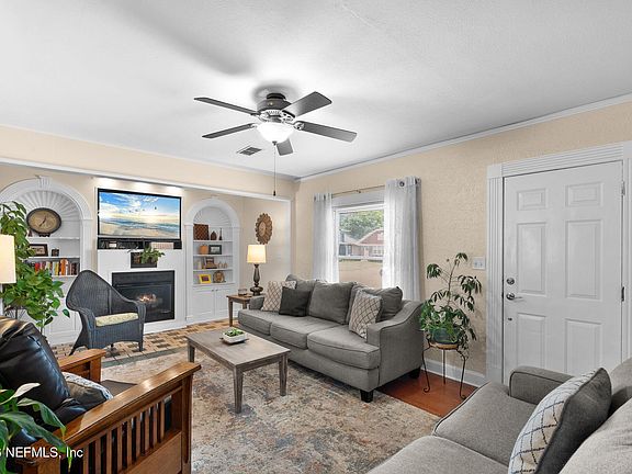 4th image of 1142 WOLFE Street