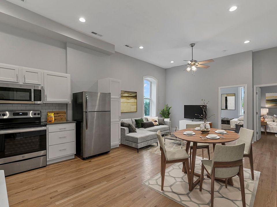1st image of 2001 Park Ave #2