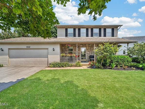 1532 Autumn Dr, Findlay, OH 45840