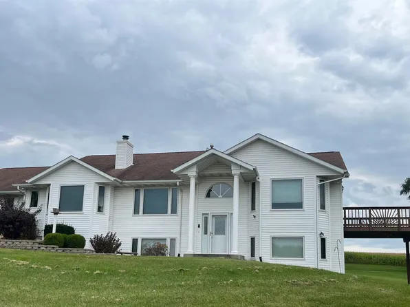 12350 Serene Dr, Durand, IL 61024