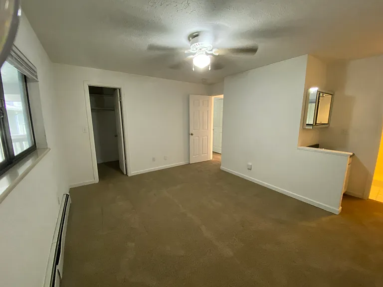 695 Manhattan Dr #214 — Photo 6