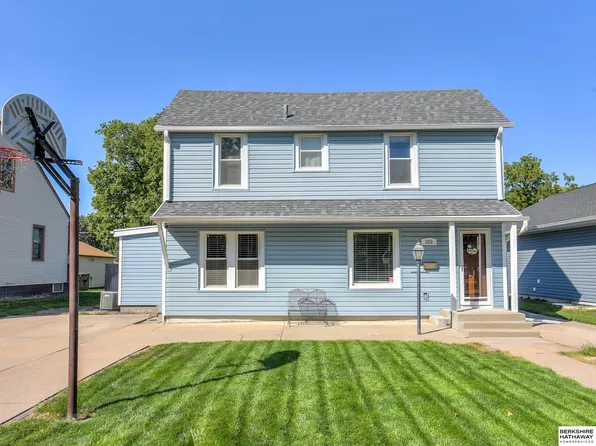 620 W 6th St, Fremont, NE 68025