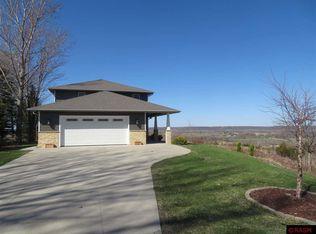 35346 Long Hill Rd, Kasota, MN 56050