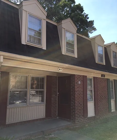 391 Circuit Ln #C — Photo 1