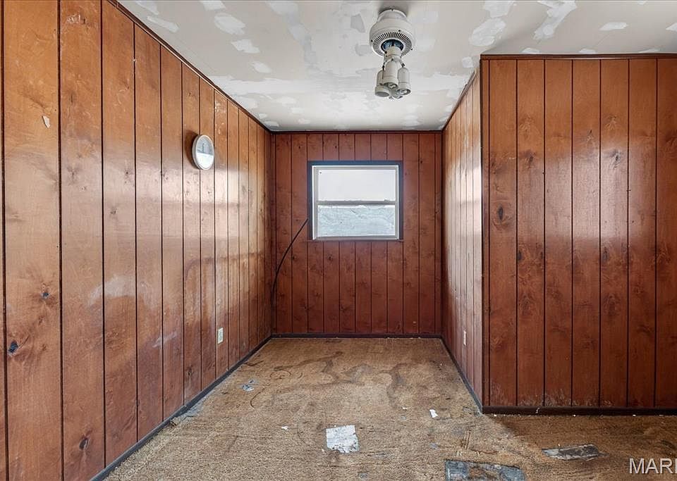 28th image of this home