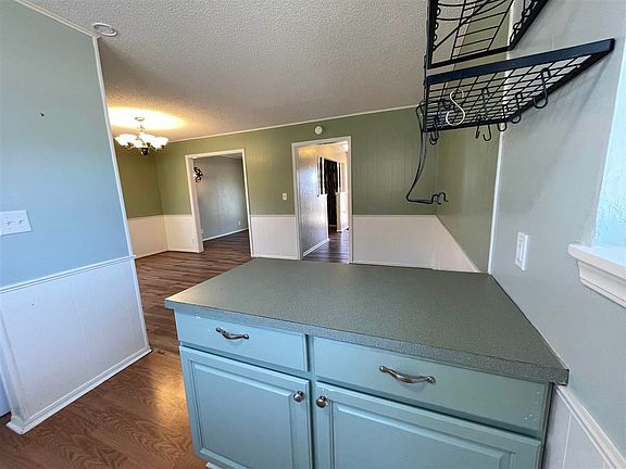 5th image of 1605 Ann Ave
