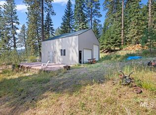 1632 Bear Trl, Cascade, ID 83611