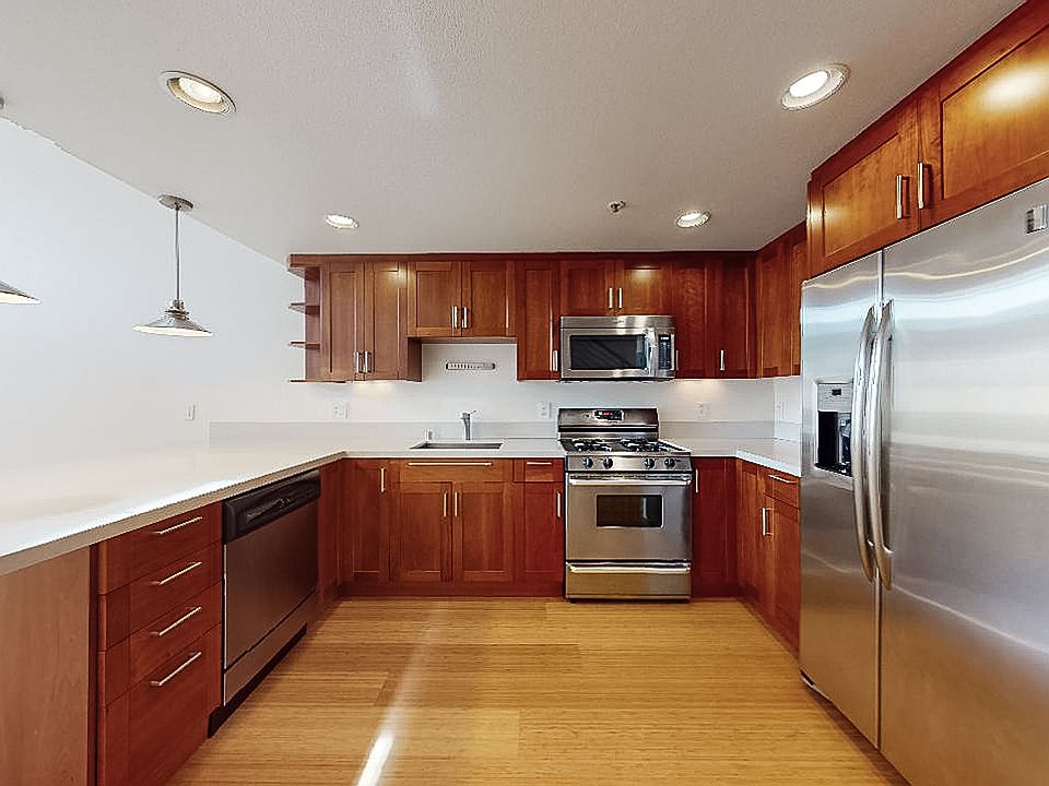 1st image of 250 Clara St Unit 11
