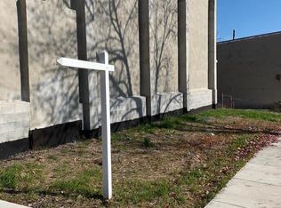 1401 N Caroline St, Baltimore, MD 21213
