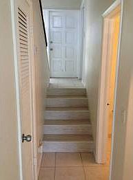 3rd image of 664 Kensington Pl