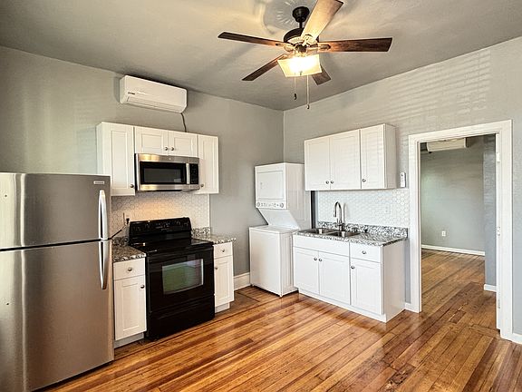 4th image of 1509 E Yandell Dr Unit A-1