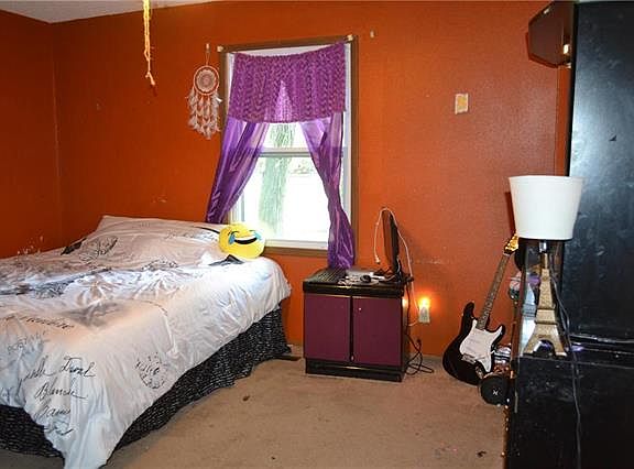 5th image of 2327 SE 28th Ct