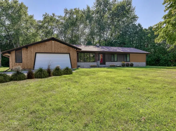 10133 North Meadow LANE, Mequon, WI 53092
