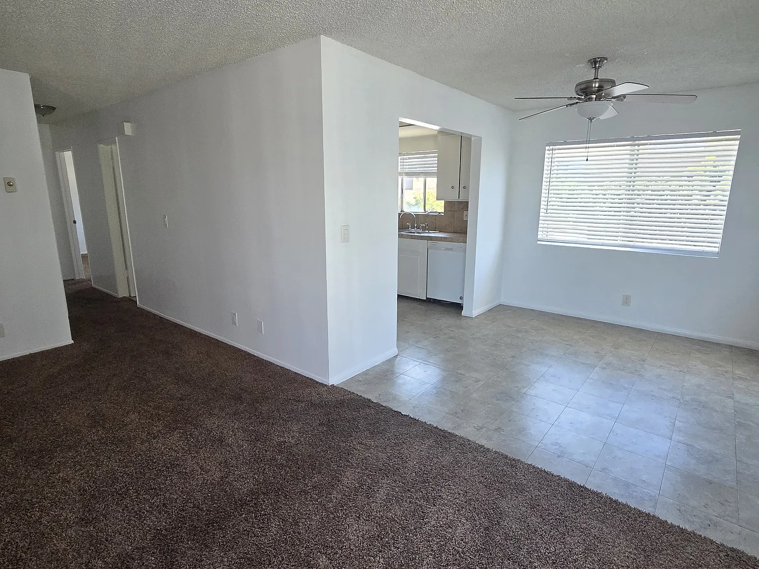 2 bed, 850 sqft, $2,895 — Photo 4