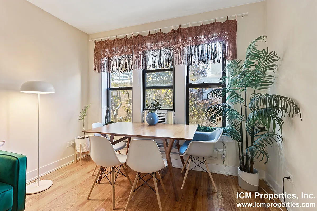 2 bed, $2,775 — Photo 2