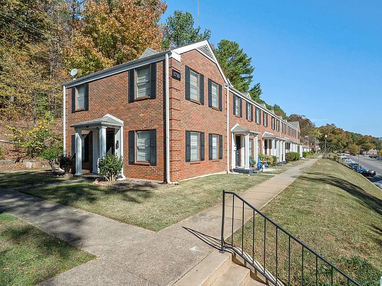 1710 Valley Ave #E — Photo 3
