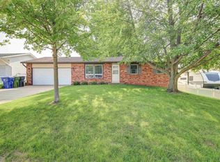 1107 Jefferies Dr, Clinton, IA 52732