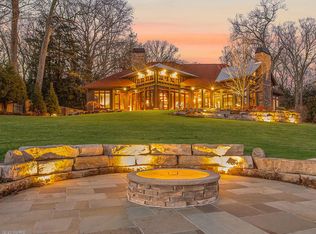 2969 Rennells Rd, Spring Lake, MI 49456