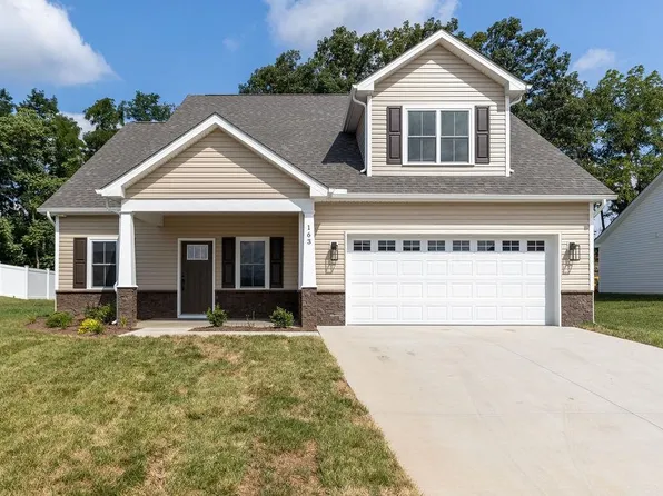 163 Lindburgh Dr, Waynesboro, VA 22980