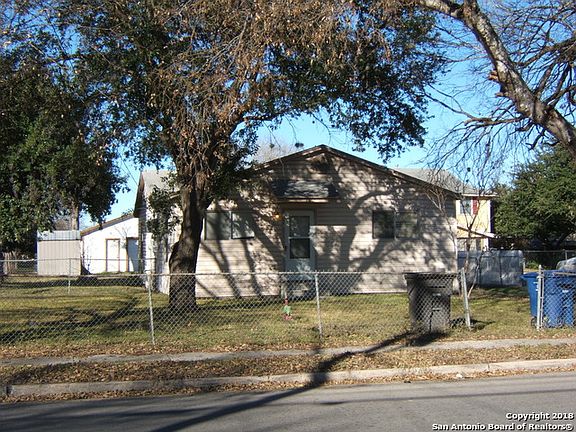 2nd image of 221 W Harding Blvd