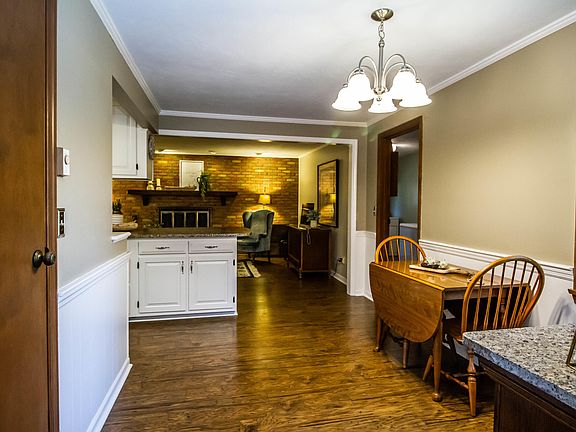 5th image of 1316 Jonquil Ln