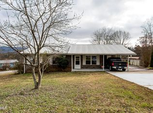 1211 8th St, Etowah, TN 37331