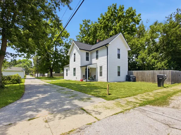 60 S McKinley St, Greenwood, IN 46143
