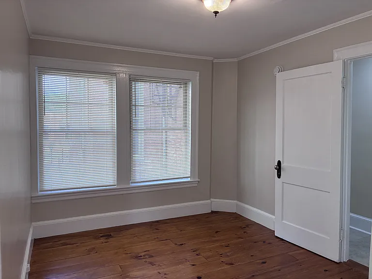 690 Congress St #3 — Photo 8