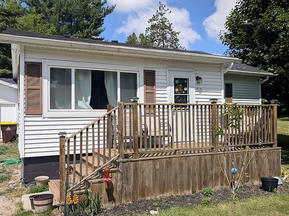 515 Union St, Saint Louis, MI 48880