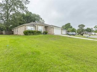 3128 Lost Creek Dr, Cantonment, FL 32533