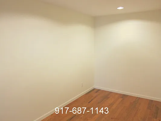 Rented by Chartwell Manhattan Realty | media 16