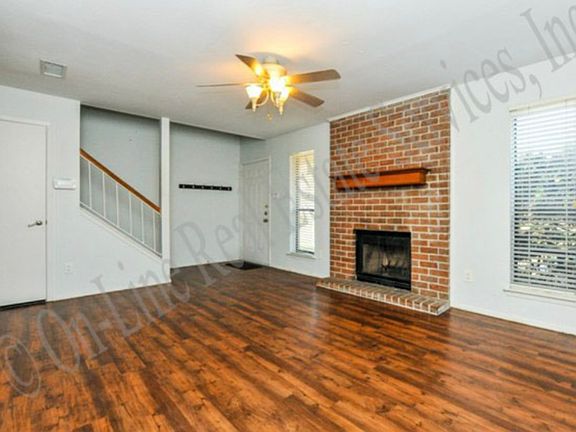 4th image of 1904 Dartmouth St #Ui