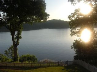 4032 Riverpoint Way, Louisville, TN 37777