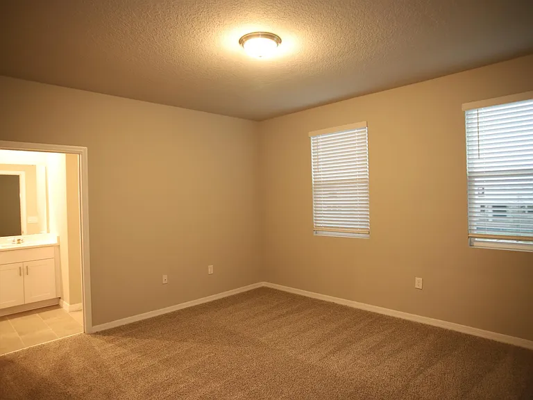 236 S Zuni Rd — Photo 18