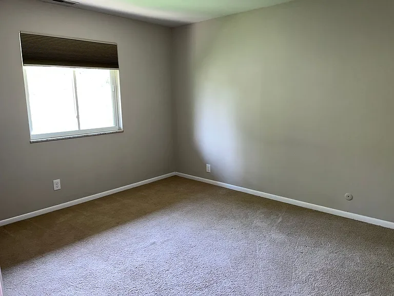 1155 Edgehill Rd — Photo 16