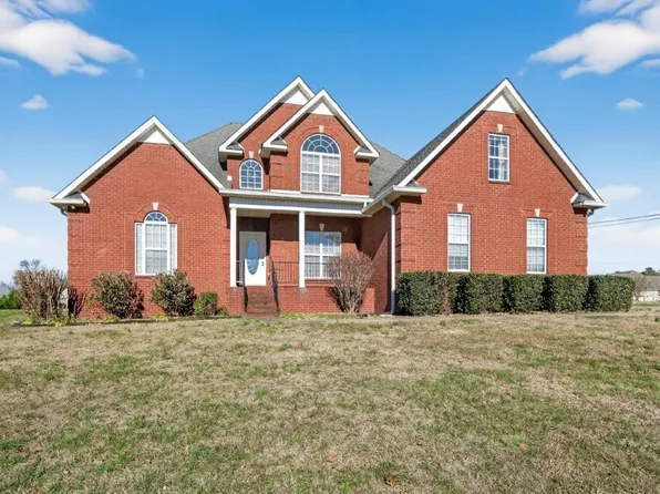 101 Hummingbird Ln, Shelbyville, TN 37160