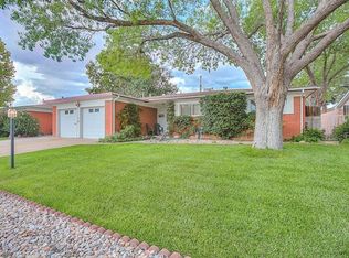 2904 Las Cruces St NE, Albuquerque, NM 87110