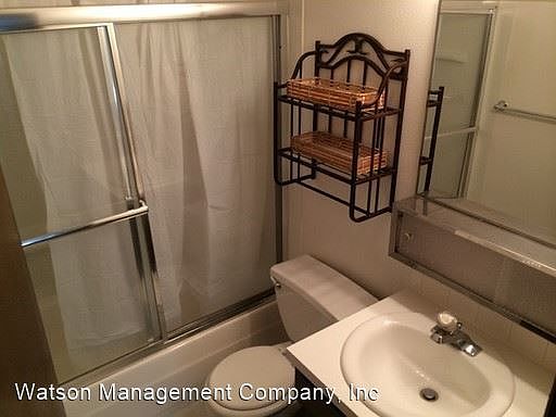 4th image of 5526 N Driscoll Blvd