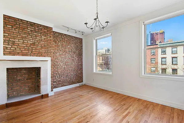 Rented by Brooklyn Bridge | media 2