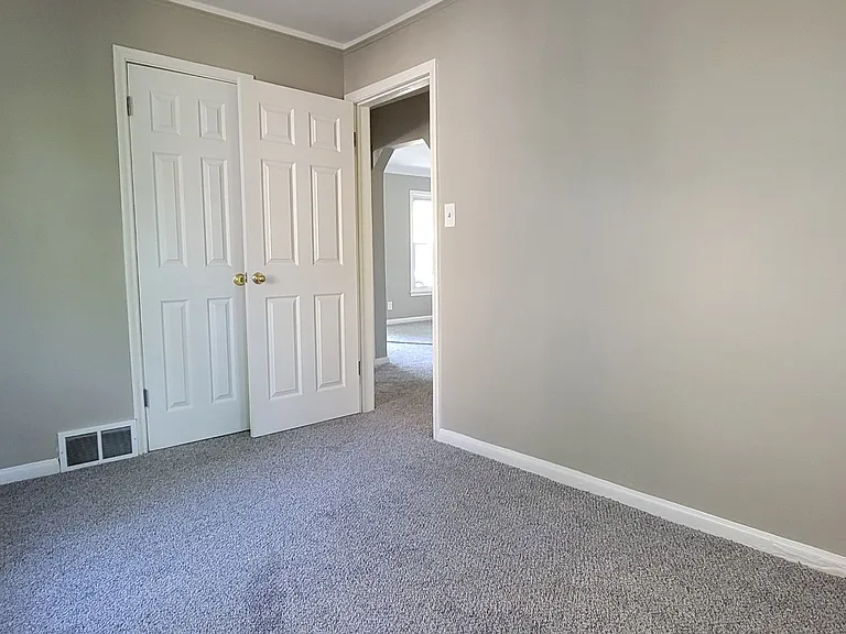 20462 Kingsville St — Photo 8