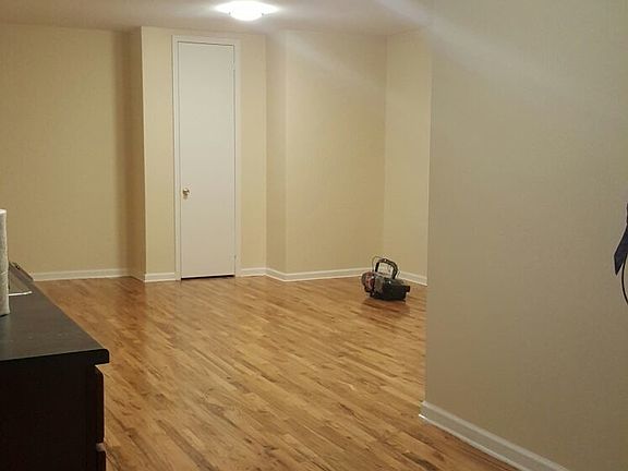 4th image of 374 E 209th St APT 4C